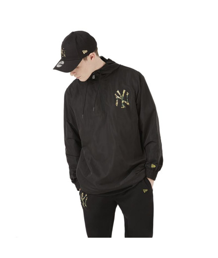Sweatshirt New Era NYY Camo Logo Windbreaker M Preto