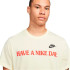 Camiseta Nike Homem Tenha um bom dia Bege