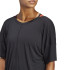 Top de ioga adidas Studio Oversized Preto T-Shirt de ioga para mulher
