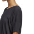 Top de ioga adidas Studio Oversized Preto T-Shirt de ioga para mulher