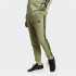 Calça adidas Homem Essentials Fleece Tapered Cuff 3-Stripes Verde